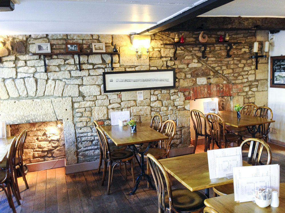 Priory Tearooms Burford With Rooms Eksteriør billede